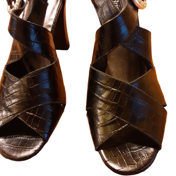 Brighton Vogue Heels Size 9 - Picture 3 of 7